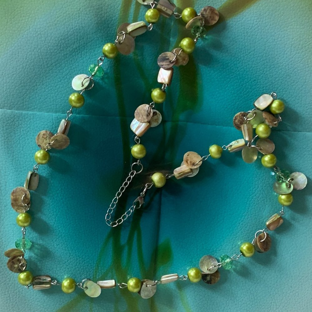 Sparkling Green Necklace - Picture 8 of 16